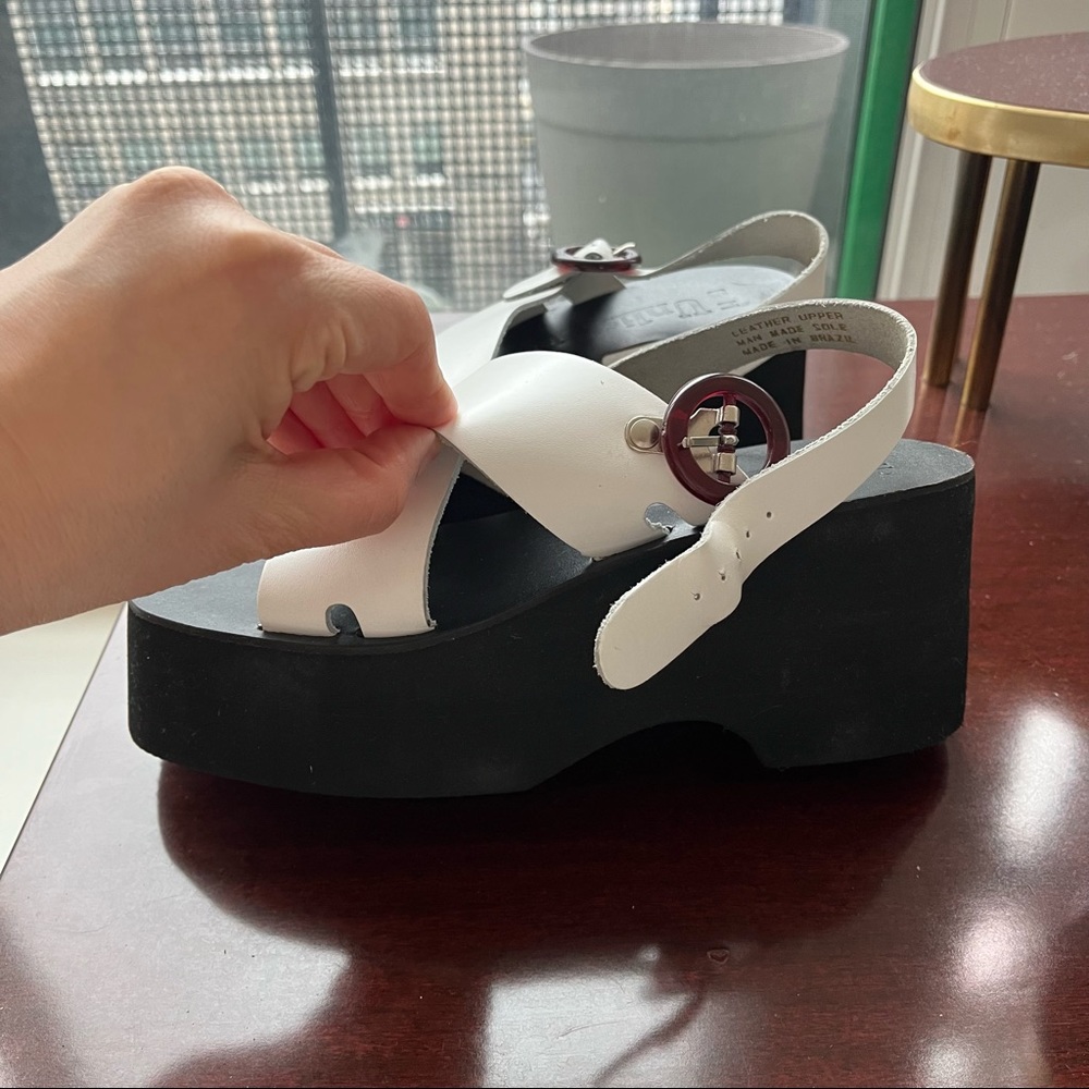 Vintage Kenneth Cole Unlisted Sandals